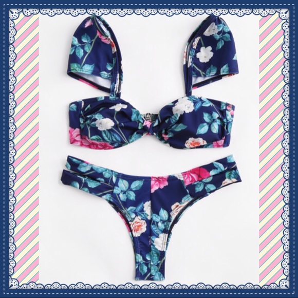 Bikini Floral Blue & Pink Print Size M NWT - Picture 1 of 5